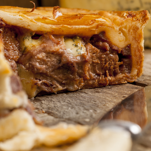 Bolognese & Cheese Pie. 220g. Limited Edition