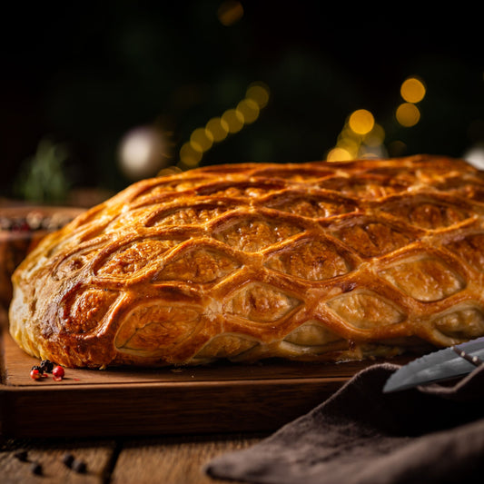 Free-Range NZ Beef Wellington with Red Wine Gravy. Size from 6-10pax.